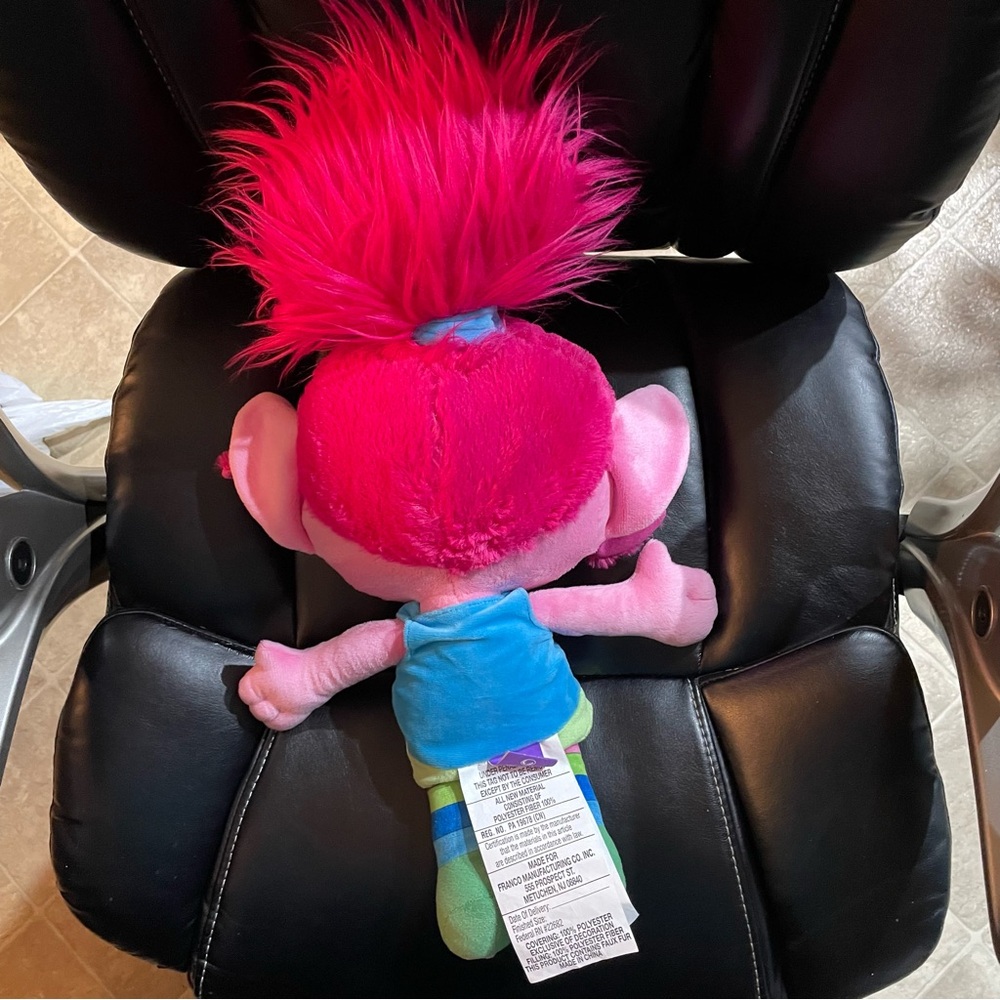 Preppy Poppy 20”  Plush Troll Doll - Picture 5 of 10